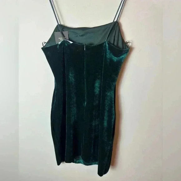 Zara Green Velvet Mini Dress Fringe Rhinestone Spaghetti Strap Cocktail Party - Picture 8 of 15